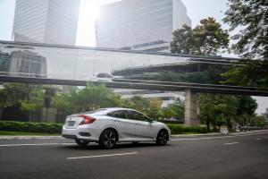 Honda Civic EXL Sedan 2016 года  (LA)